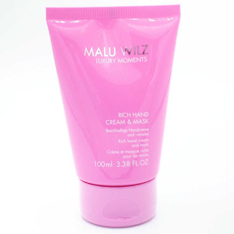 malu-wilz-luxury-moments-rich-hand-cream-mask-97038